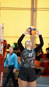 İlknur Bahadır