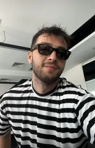 Özkan ******